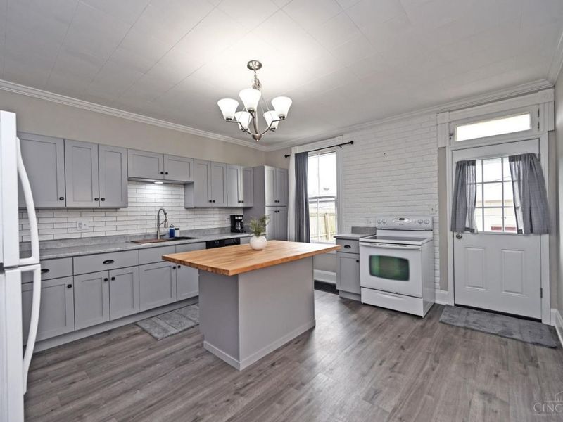 2023 Pleasant Avenue, Hamilton, OH 45015 Photo 12