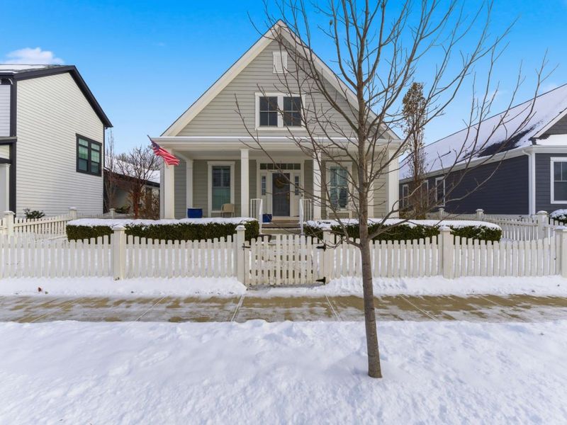 5767 Hickory Drive, Lewis Center, OH 43035 Photo 2