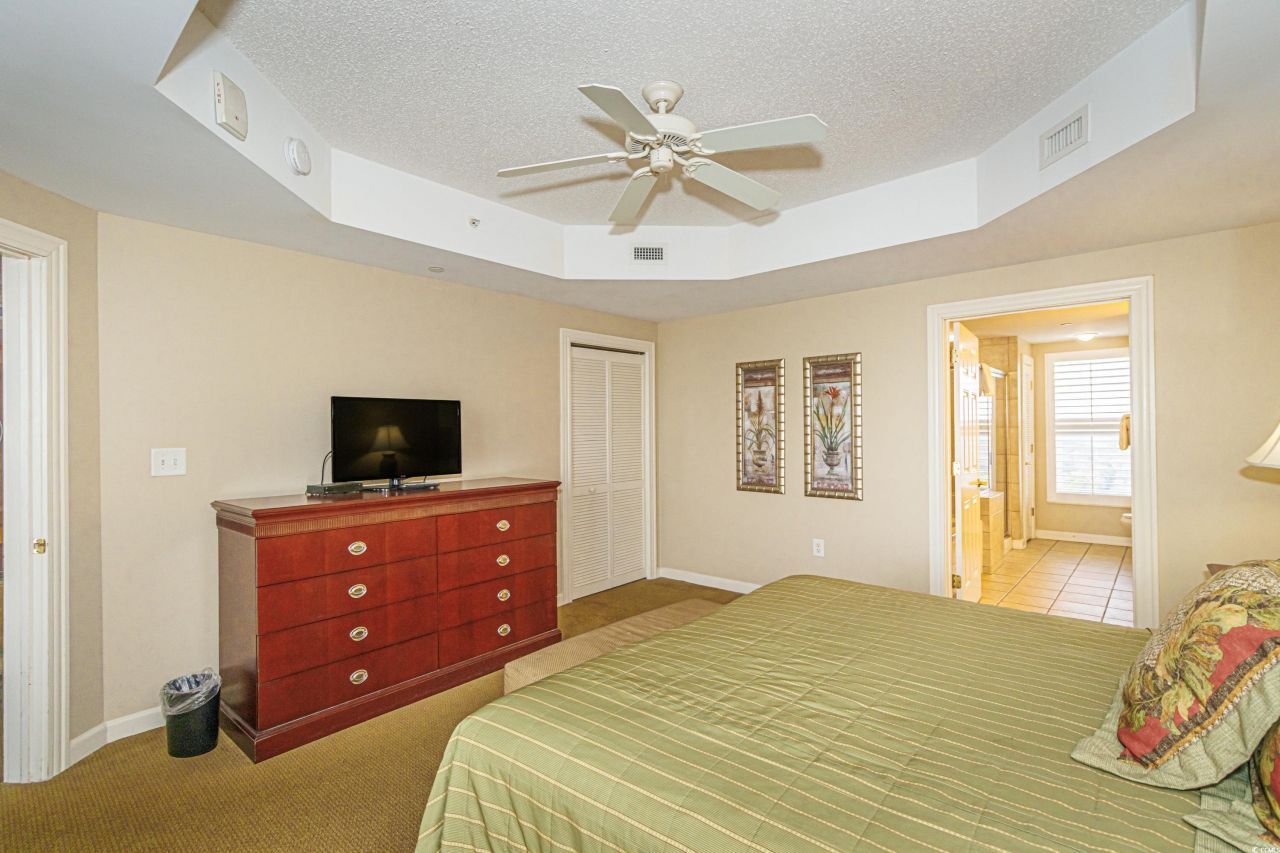 9994 Beach Club Dr. Photo 17