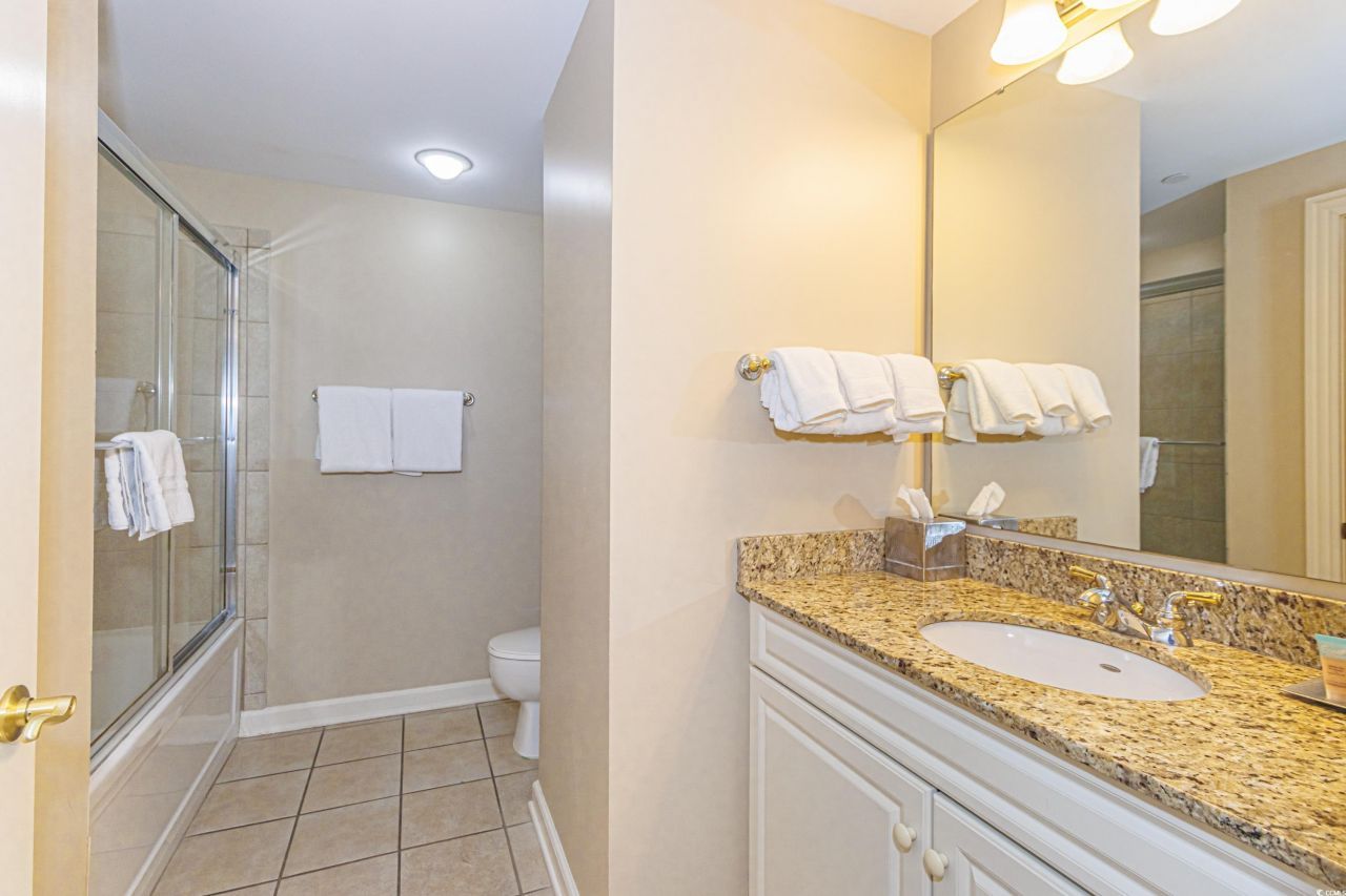 9994 Beach Club Dr. Photo 24