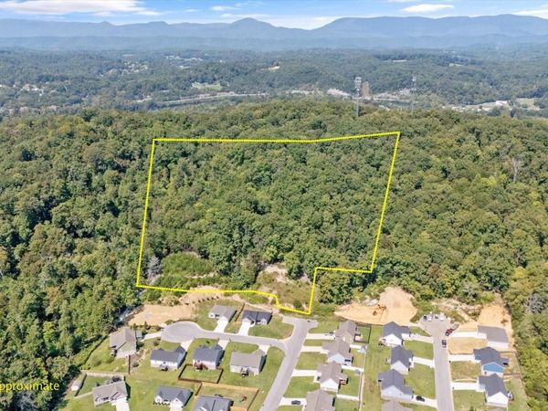 211 Jason Hovater Way, Clinton, TN 37716