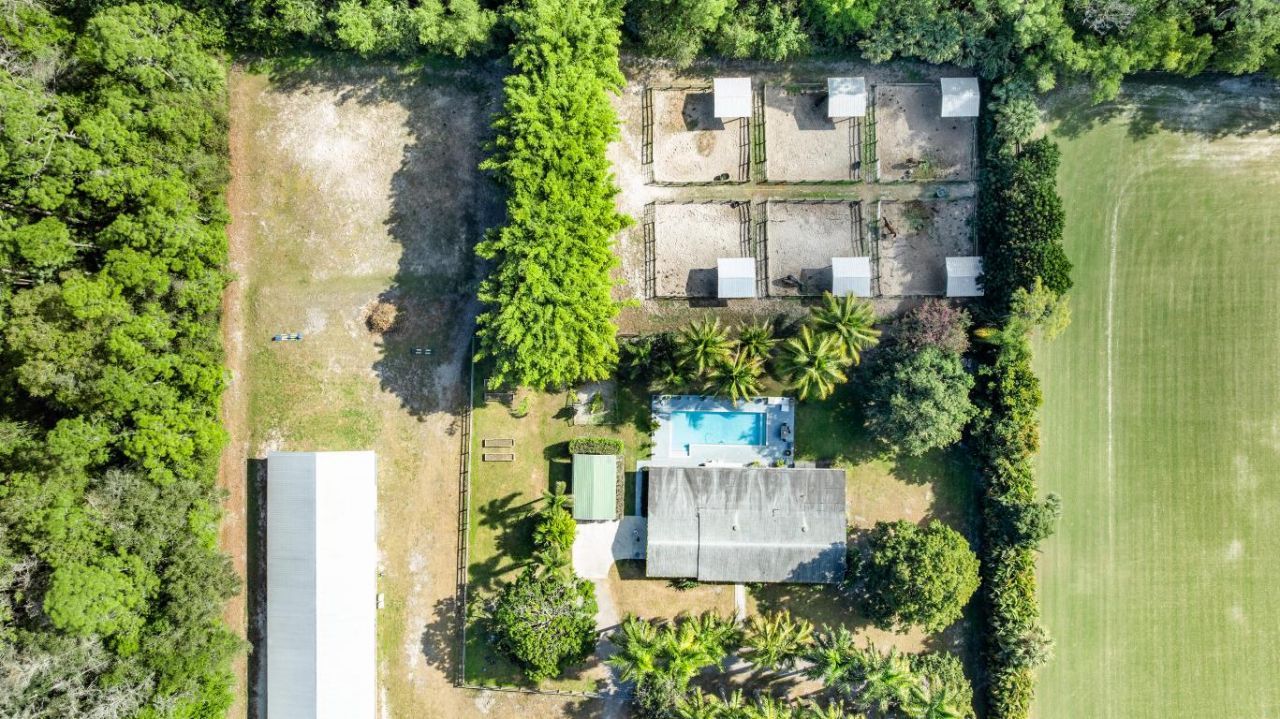 1068 D Road, Loxahatchee Groves, FL 33470 Photo