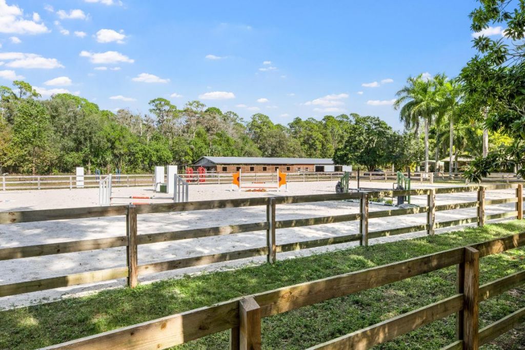 1068 D Road, Loxahatchee Groves, FL 33470 Photo