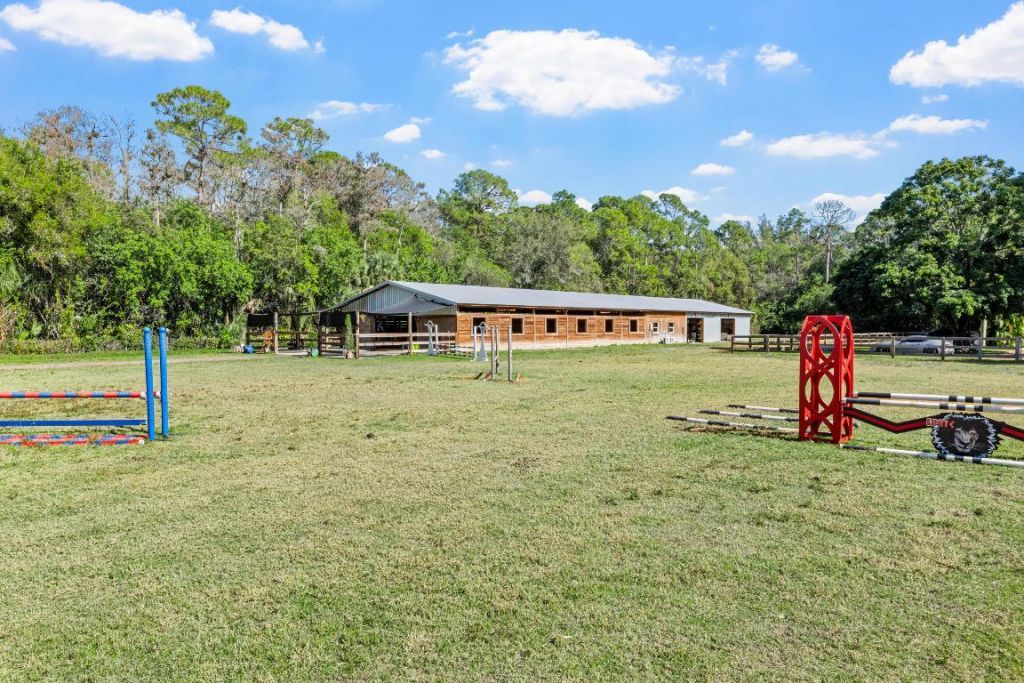 1068 D Road, Loxahatchee Groves, FL 33470 Photo