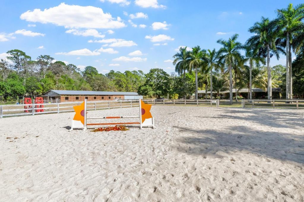 1068 D Road, Loxahatchee Groves, FL 33470 Photo