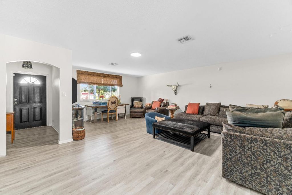 1068 D Road, Loxahatchee Groves, FL 33470 Photo