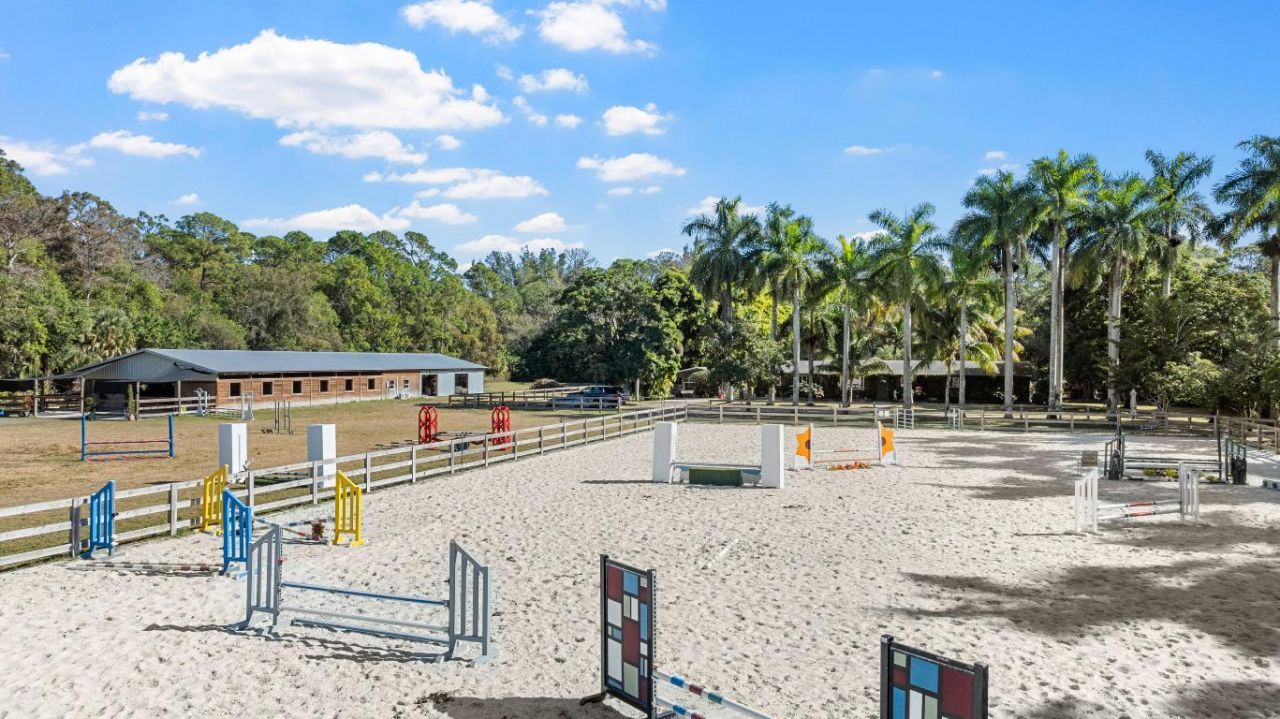 1068 D Road, Loxahatchee Groves, FL 33470 Photo