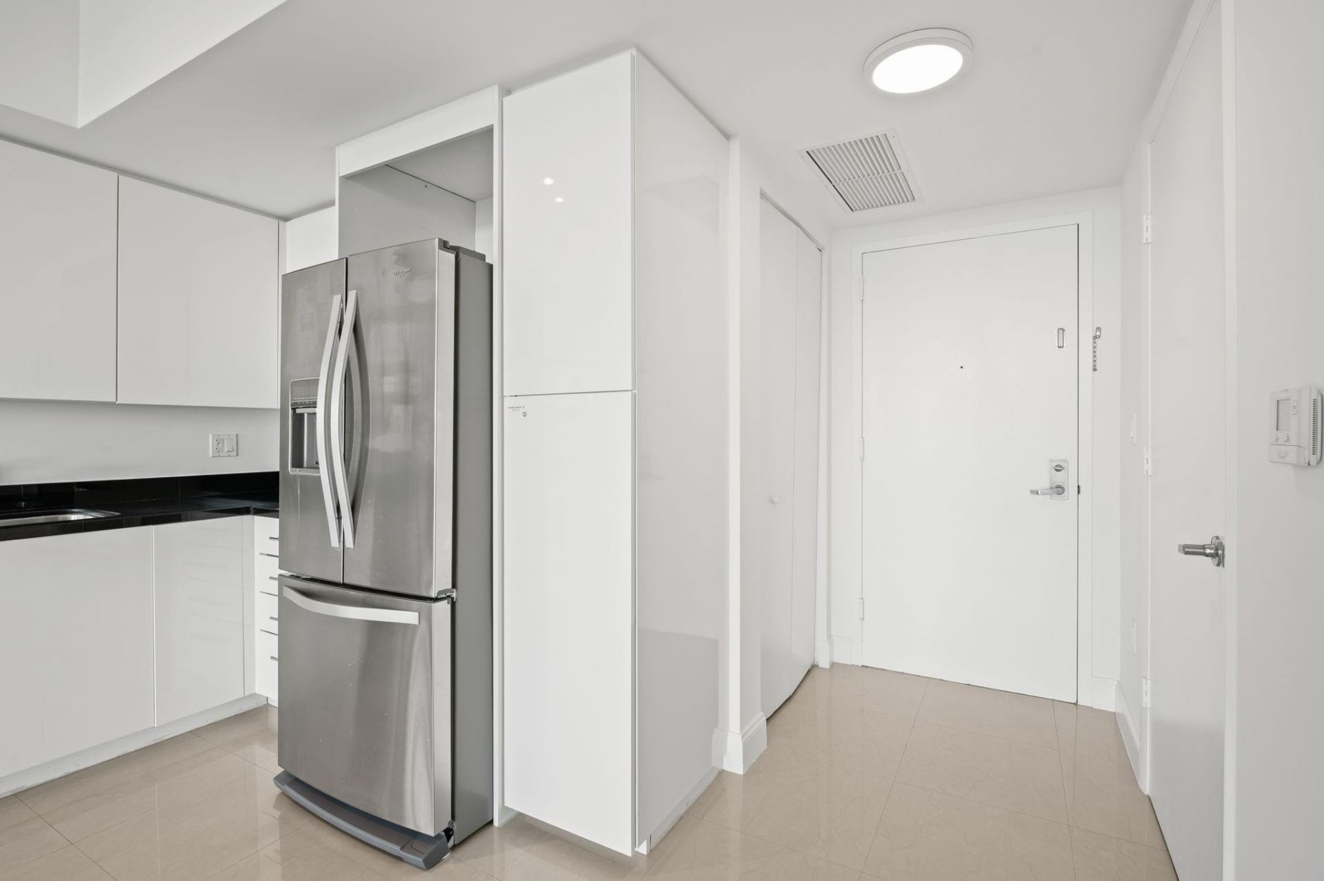 92 SW 3rd Street, Unit 1807, Miami, FL 33130 Photo