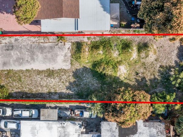 1045 W 30th Street, Riviera Beach, FL 33404