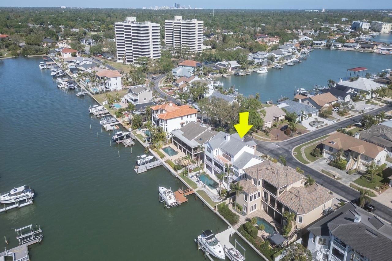 2829 Seabreeze Drive S, Gulfport, FL 33707 Photo