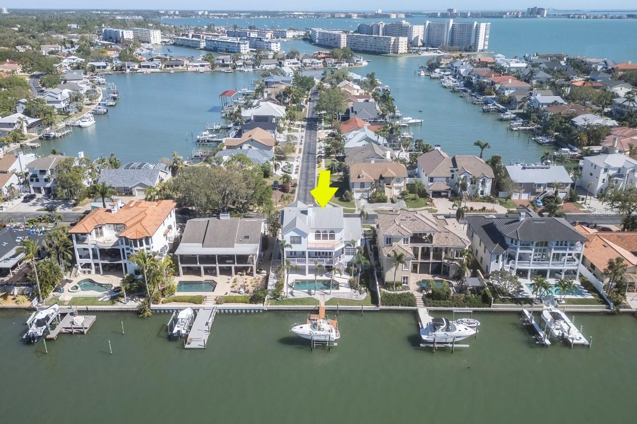 2829 Seabreeze Drive S, Gulfport, FL 33707 Photo