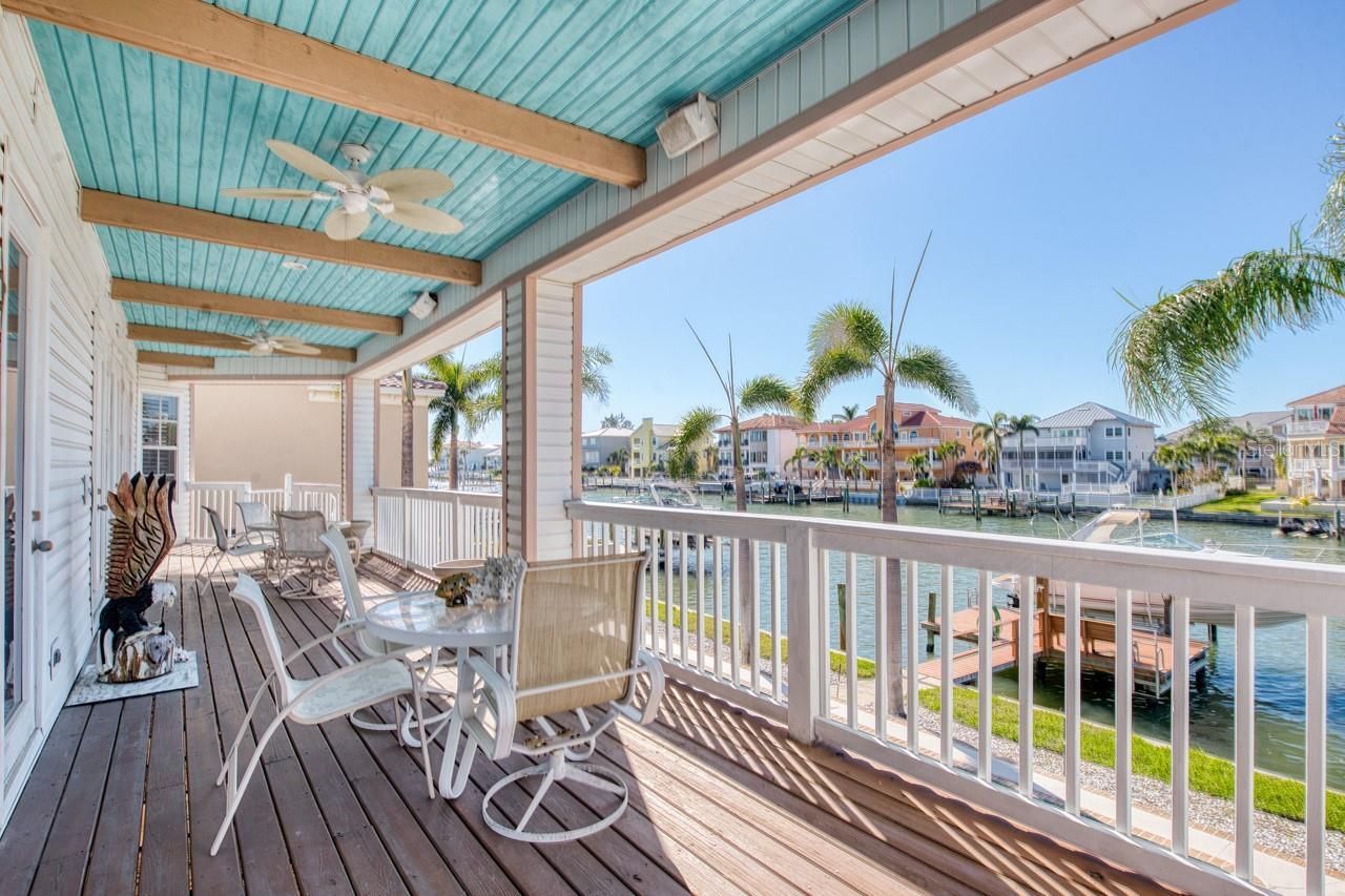 2829 Seabreeze Drive S, Gulfport, FL 33707 Photo