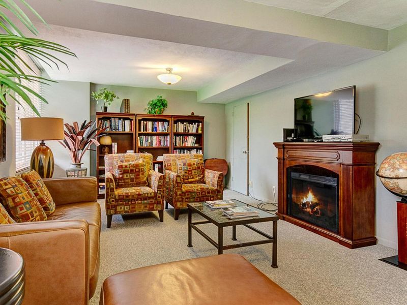 1000 Urlin Avenue, Unit 1407, Columbus, OH 43212 Photo 29