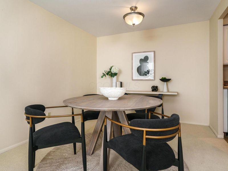 1000 Urlin Avenue, Unit 1407, Columbus, OH 43212 Photo 9