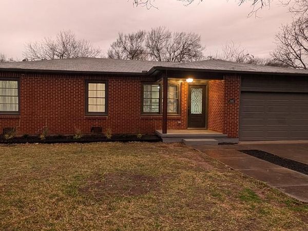 1116 Maxfield Street, Bellmead, TX 76705