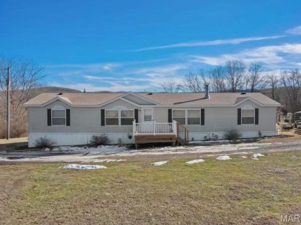 91 Lakeside Drive, Elsberry, MO 63343
