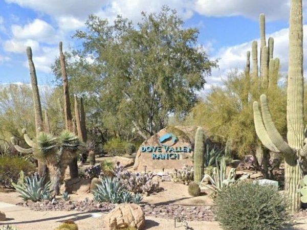 SE Black Mountain Parkway, Unit Q, Cave Creek, AZ 85331