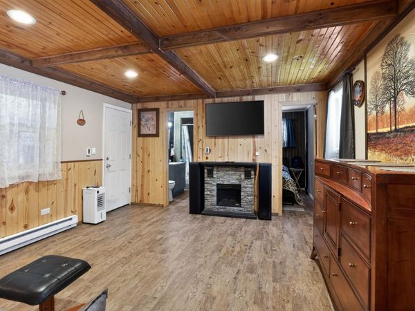 1321 Bighorn Ave, Big Flats, WI 54613