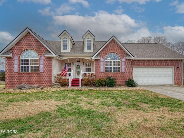 121 Uphill Drive, Madisonville, TN 37354