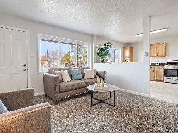 8008 San Joaquin Avenue SE, Albuquerque, NM 87108