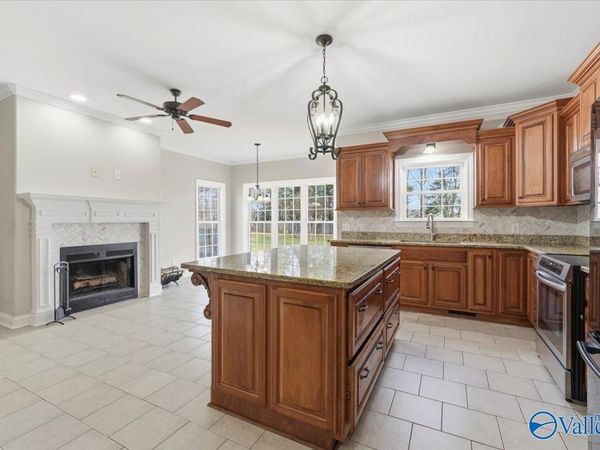 215 Slater Court, Huntsville, AL 35811