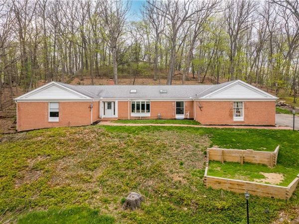 507 Buttermilk Ln, Bradford Woods, PA 15015