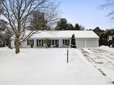 213 Gilbert Road, New Hartford, NY 13413