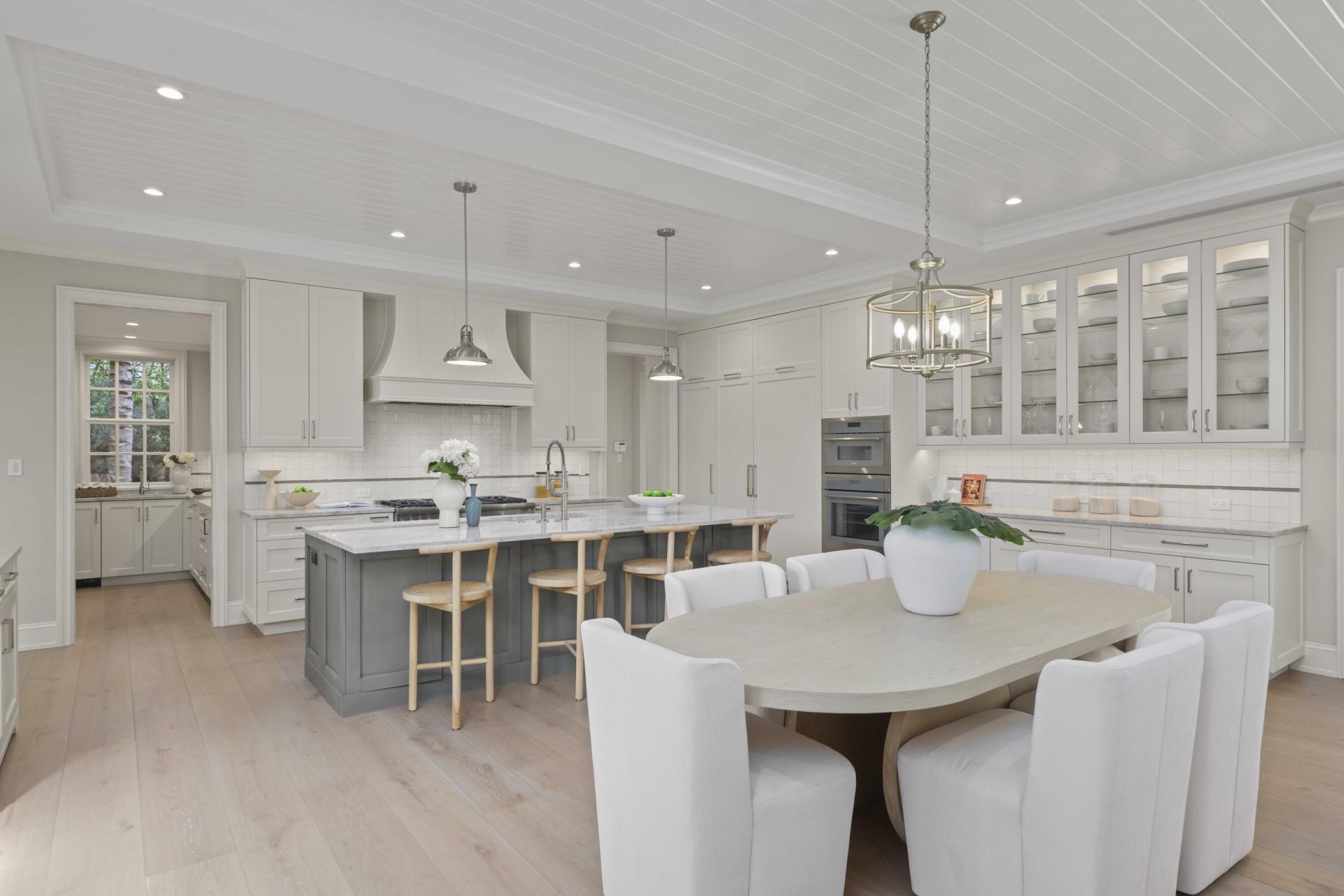 433 Antigua Lane, Palm Beach, FL 33480 Photo