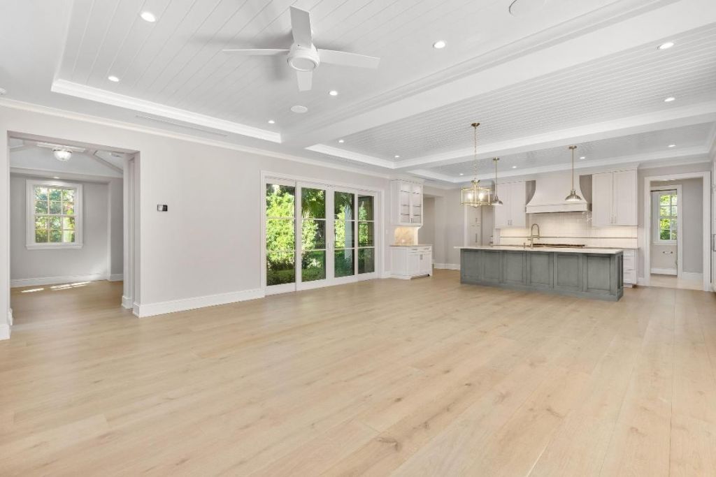 433 Antigua Lane, Palm Beach, FL 33480 Photo