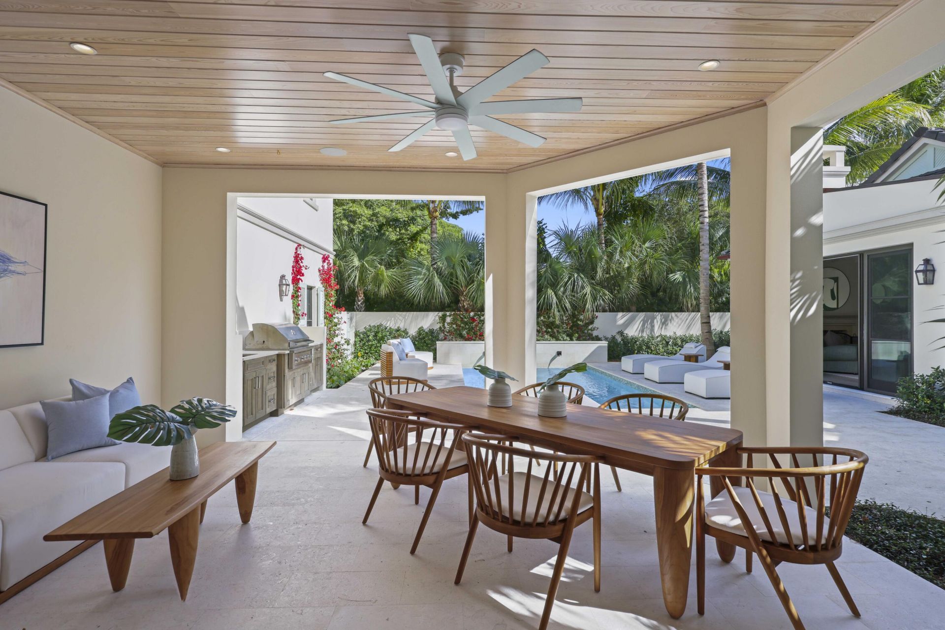 433 Antigua Lane, Palm Beach, FL 33480 Photo