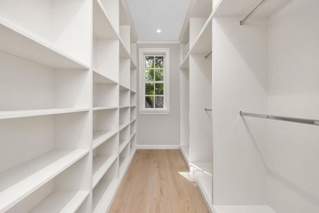 433 Antigua Lane, Palm Beach, FL 33480 Photo