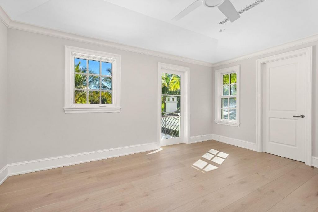 433 Antigua Lane, Palm Beach, FL 33480 Photo