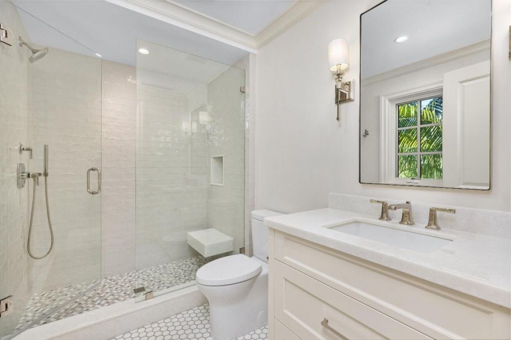 433 Antigua Lane, Palm Beach, FL 33480 Photo