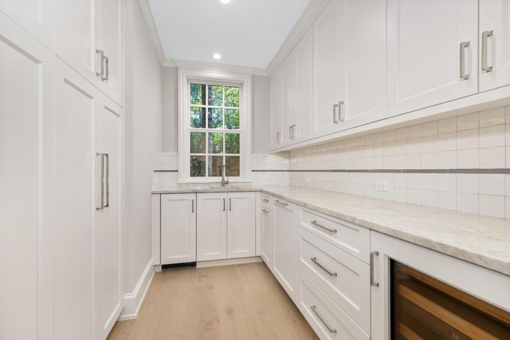 433 Antigua Lane, Palm Beach, FL 33480 Photo