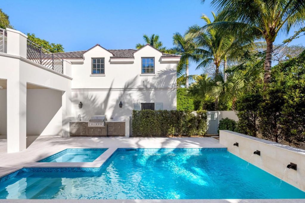 433 Antigua Lane, Palm Beach, FL 33480 Photo