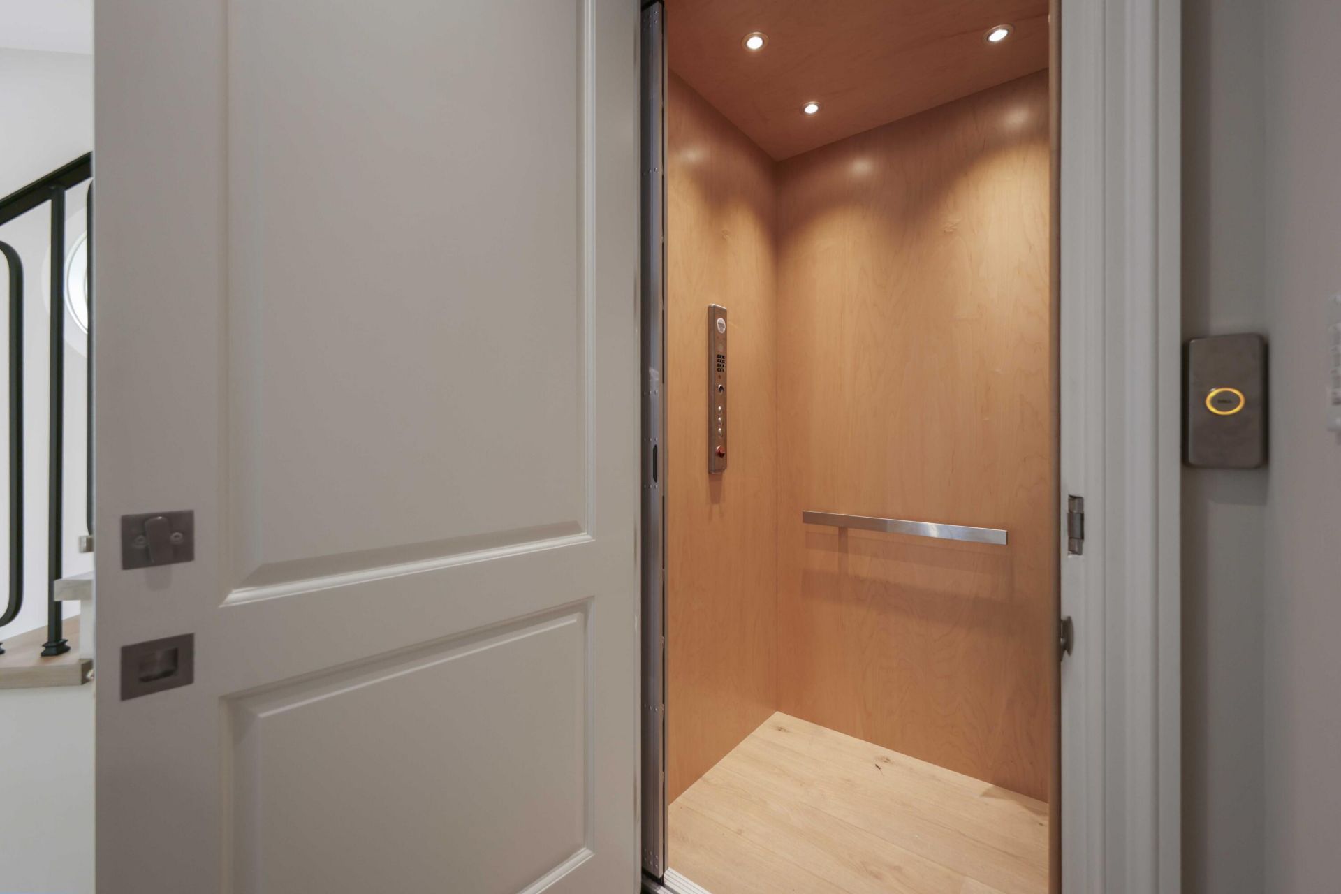 433 Antigua Lane, Palm Beach, FL 33480 Photo