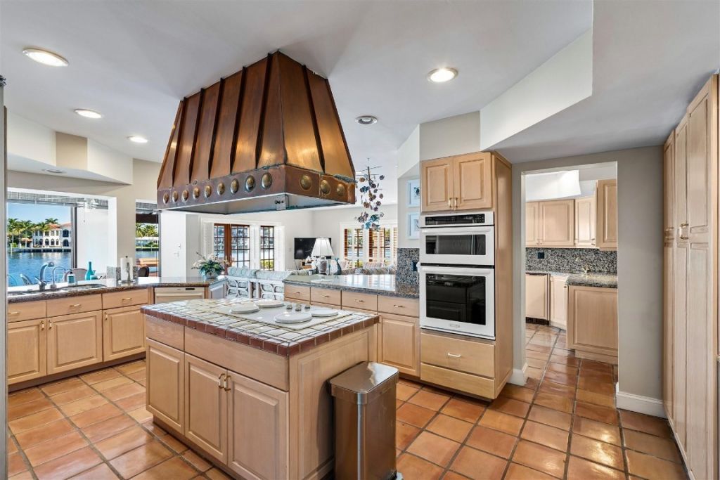 640 3rd Key Dr, Fort Lauderdale, FL 33304 Photo