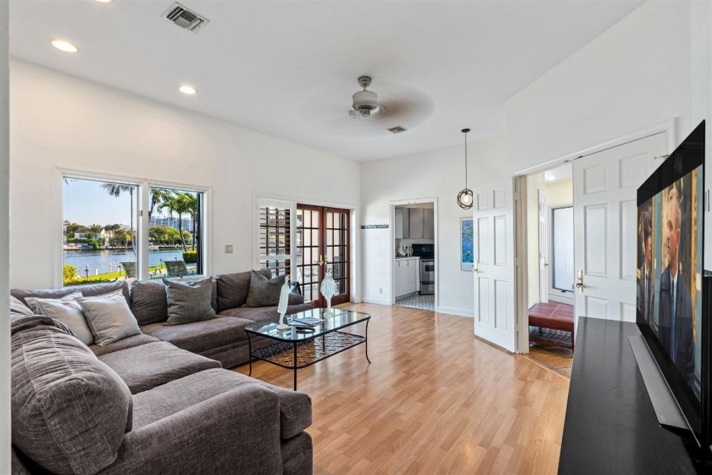 640 3rd Key Dr, Fort Lauderdale, FL 33304 Photo