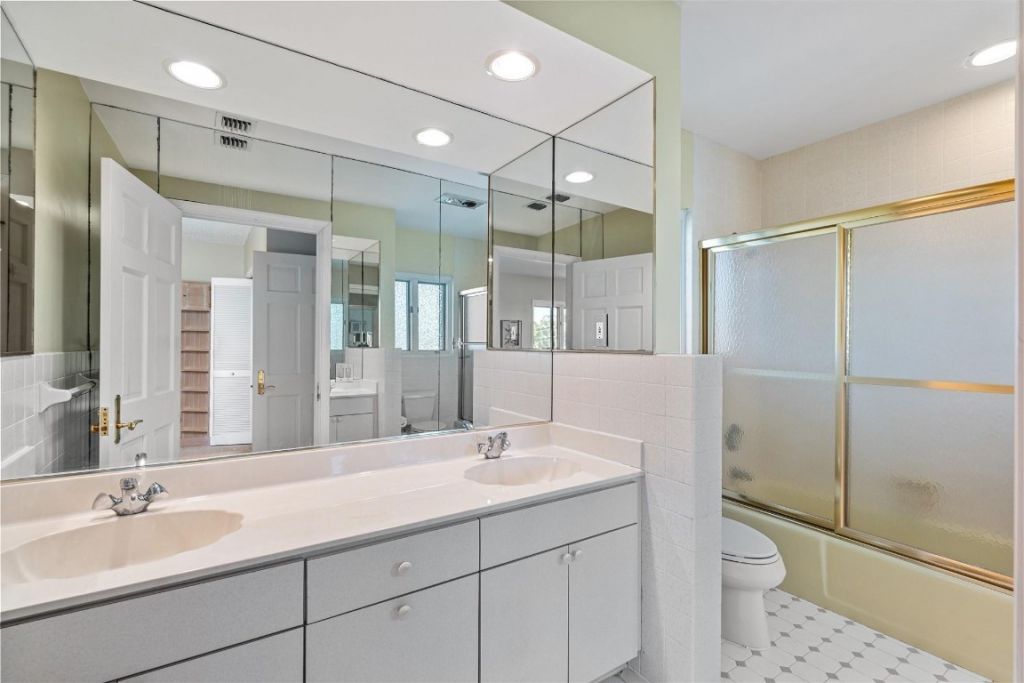 640 3rd Key Dr, Fort Lauderdale, FL 33304 Photo