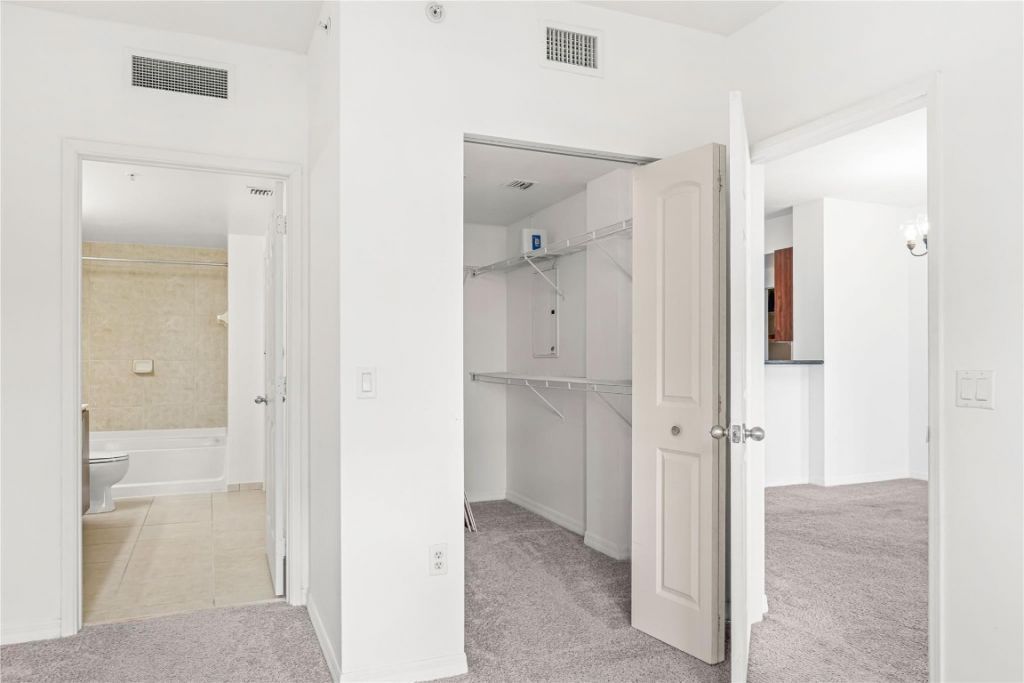 2421 NE 65th Street, Unit 318, Fort Lauderdale, FL 33308 Photo