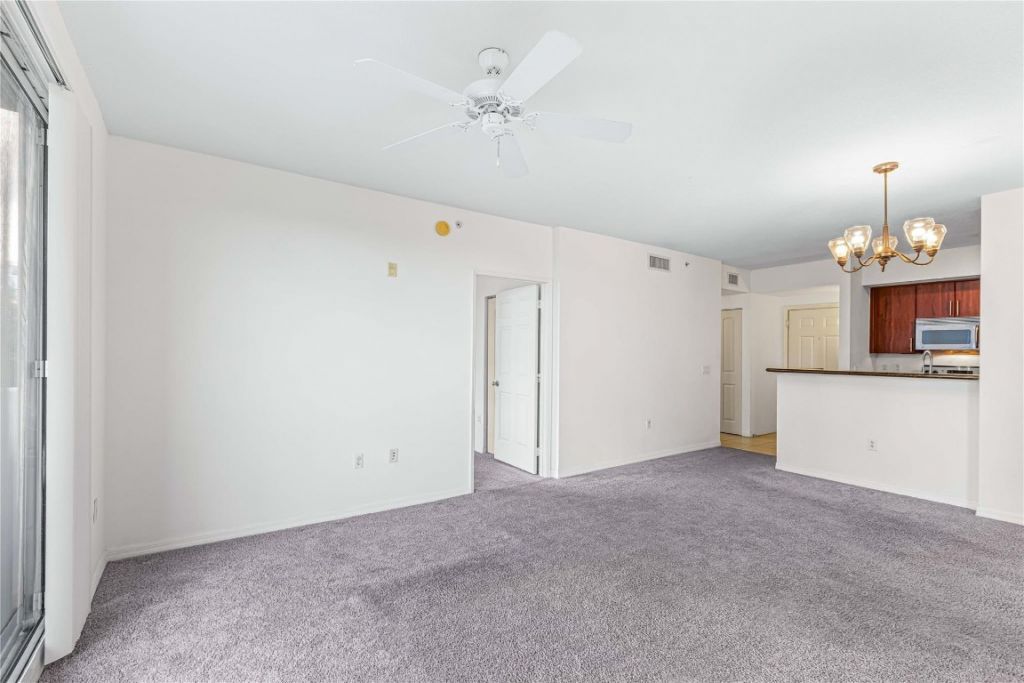 2421 NE 65th Street, Unit 318, Fort Lauderdale, FL 33308 Photo