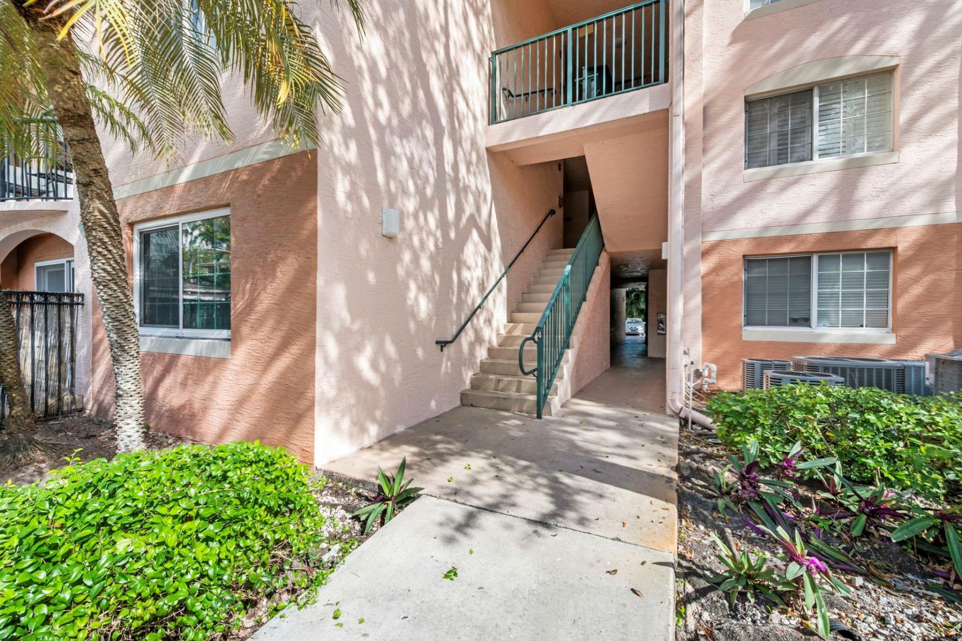 2005 SE 10th Avenue, Unit 410, Fort Lauderdale, FL 33316 Photo