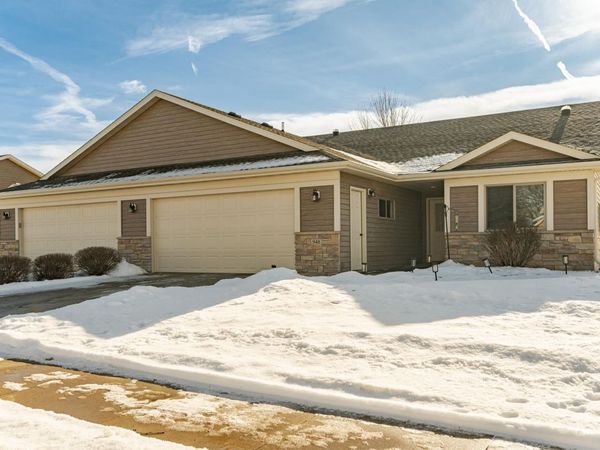 948 Southern Ridge Drive SW, Rochester, MN 55902