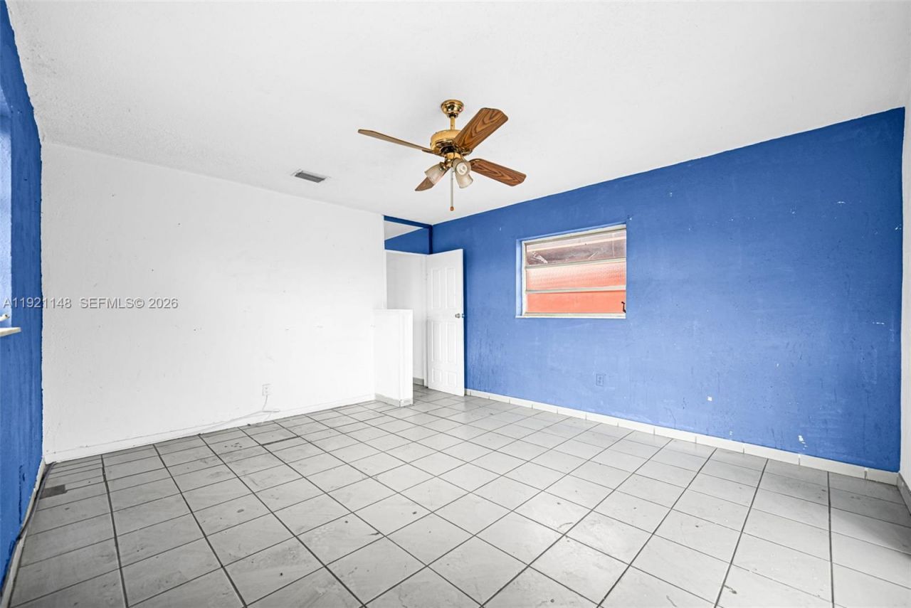 2614 W 8th Ct , Hialeah, FL 33010 Photo