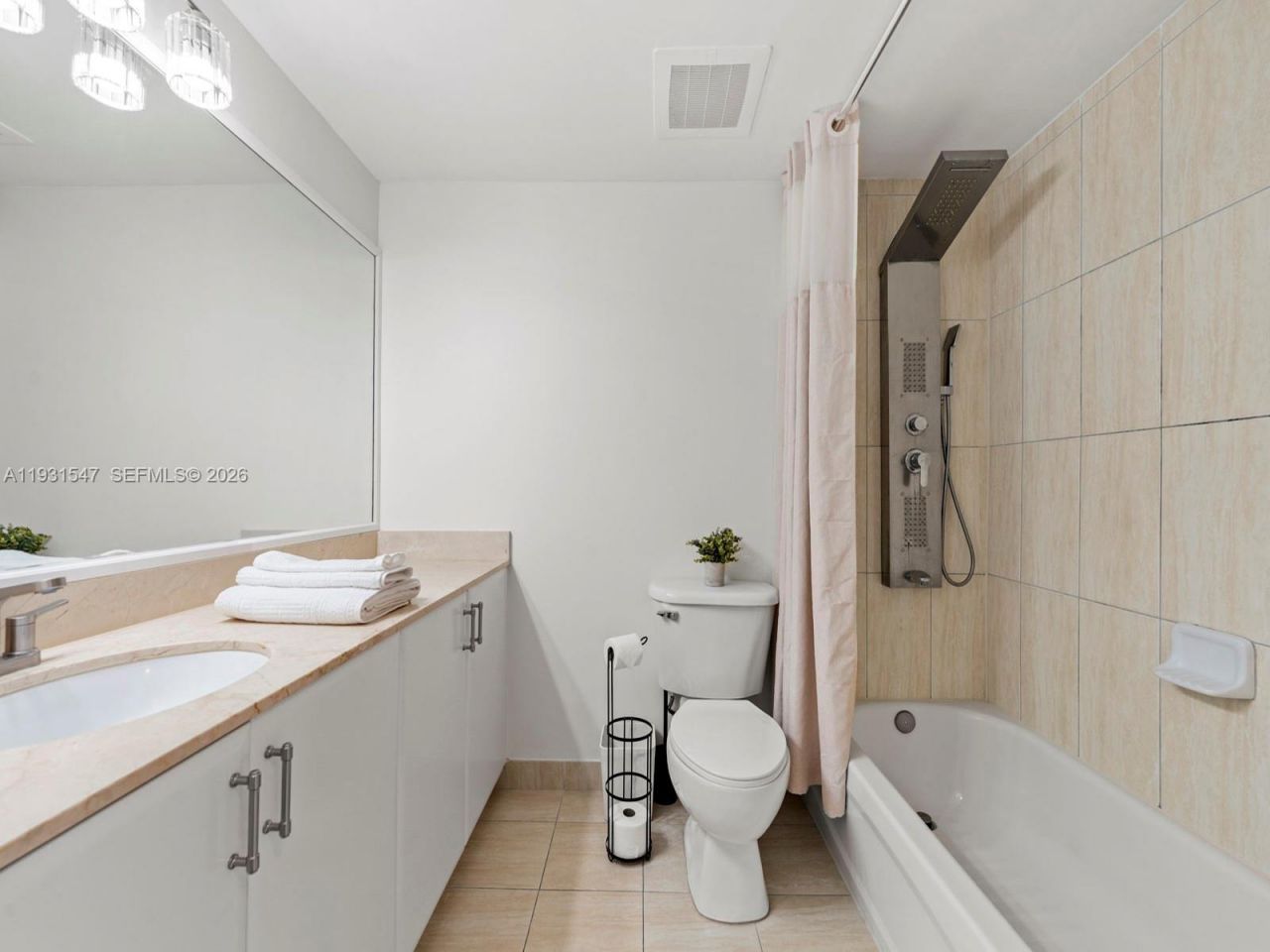 1750 N Bayshore Dr, Unit 5208, Miami, FL 33132 Photo