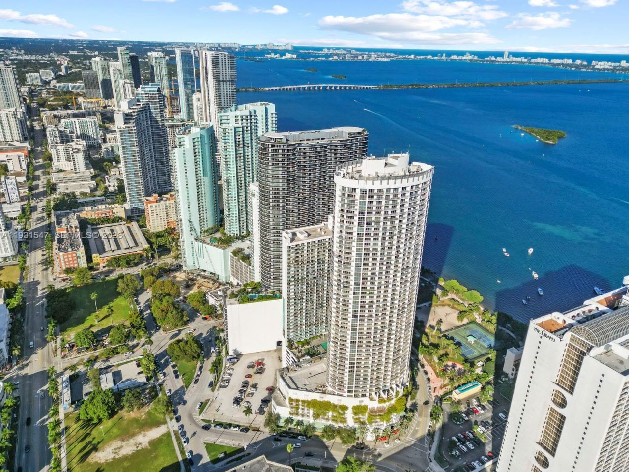 1750 N Bayshore Dr, Unit 5208, Miami, FL 33132 Photo