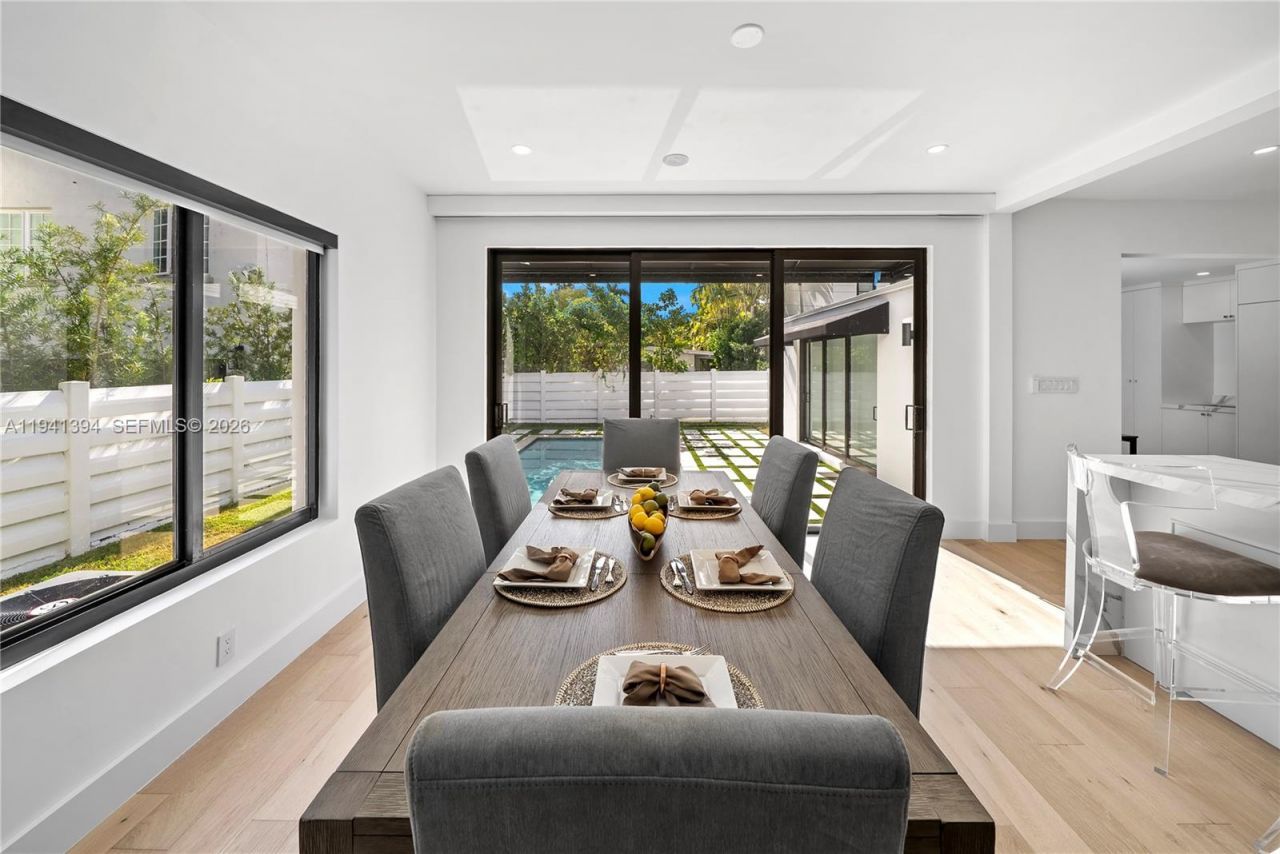 600 NE 57th St, Miami, FL 33137 Photo