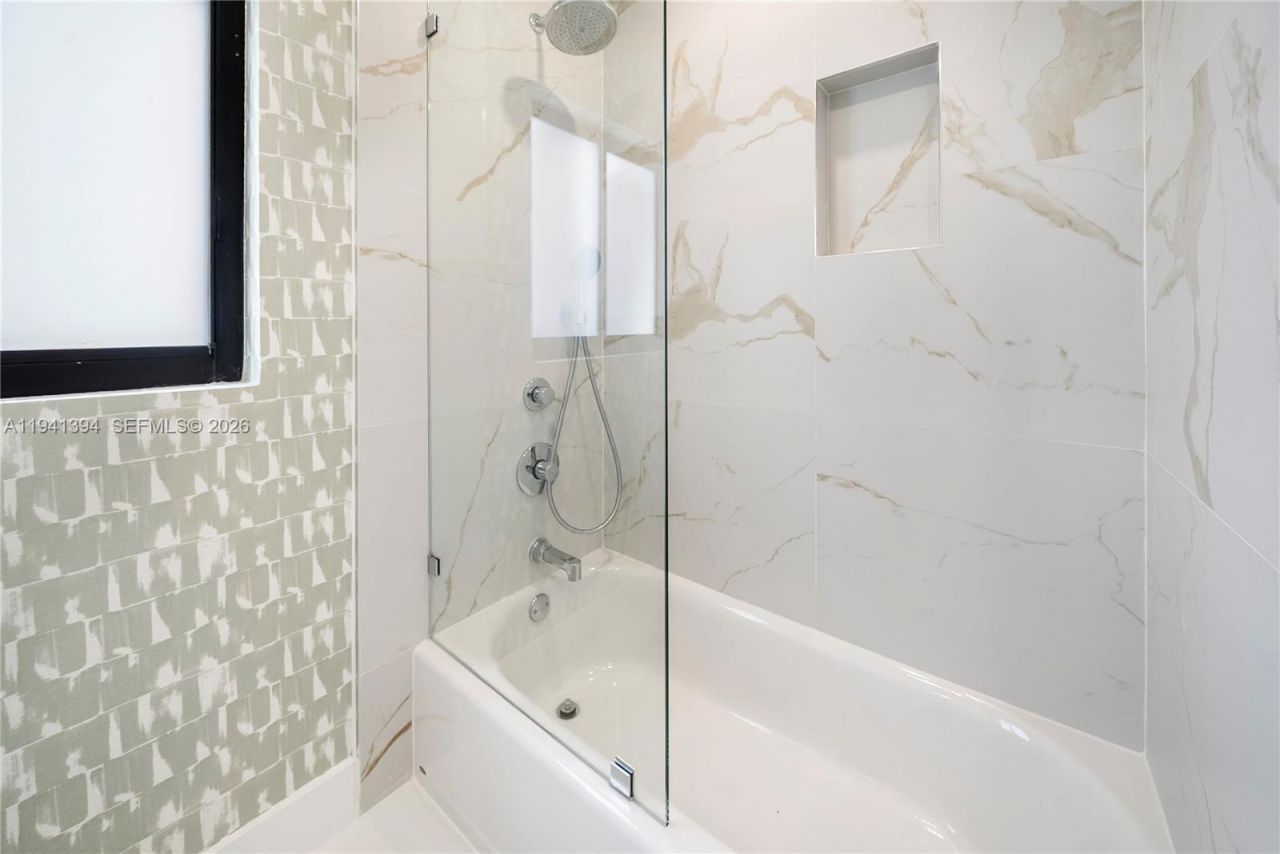 600 NE 57th St, Miami, FL 33137 Photo