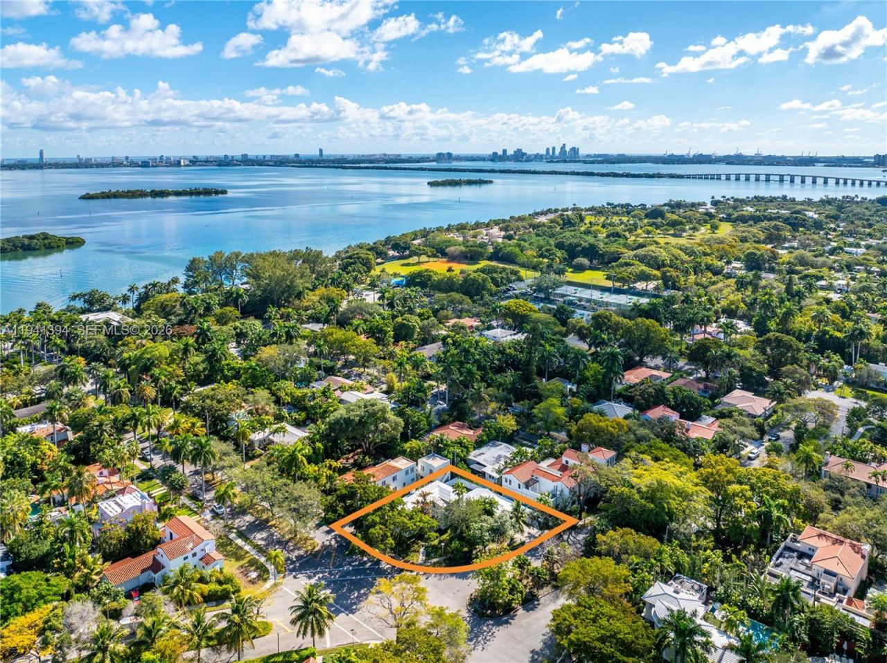 600 NE 57th St, Miami, FL 33137 Photo