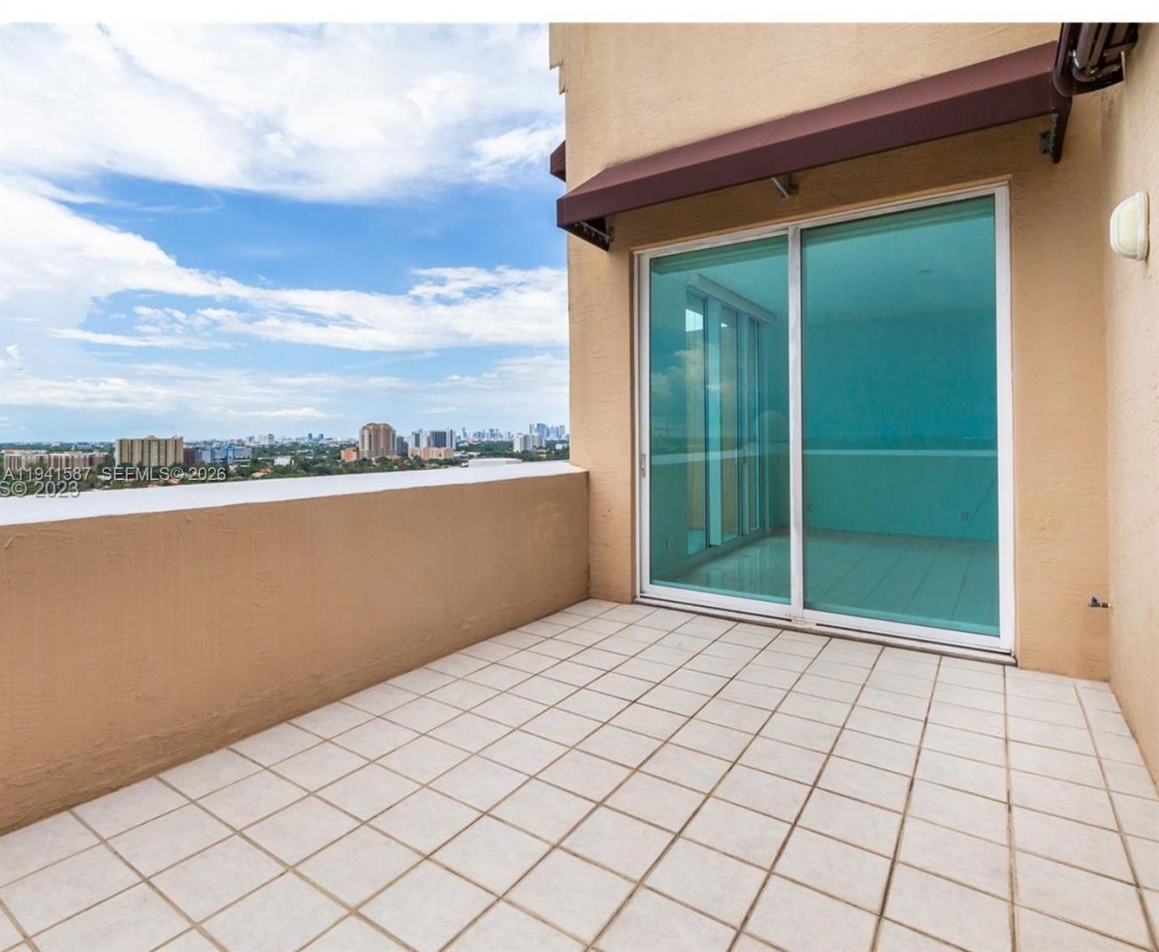 2665 SW 37th Ave, Unit 1610, Miami, FL 33133 Photo